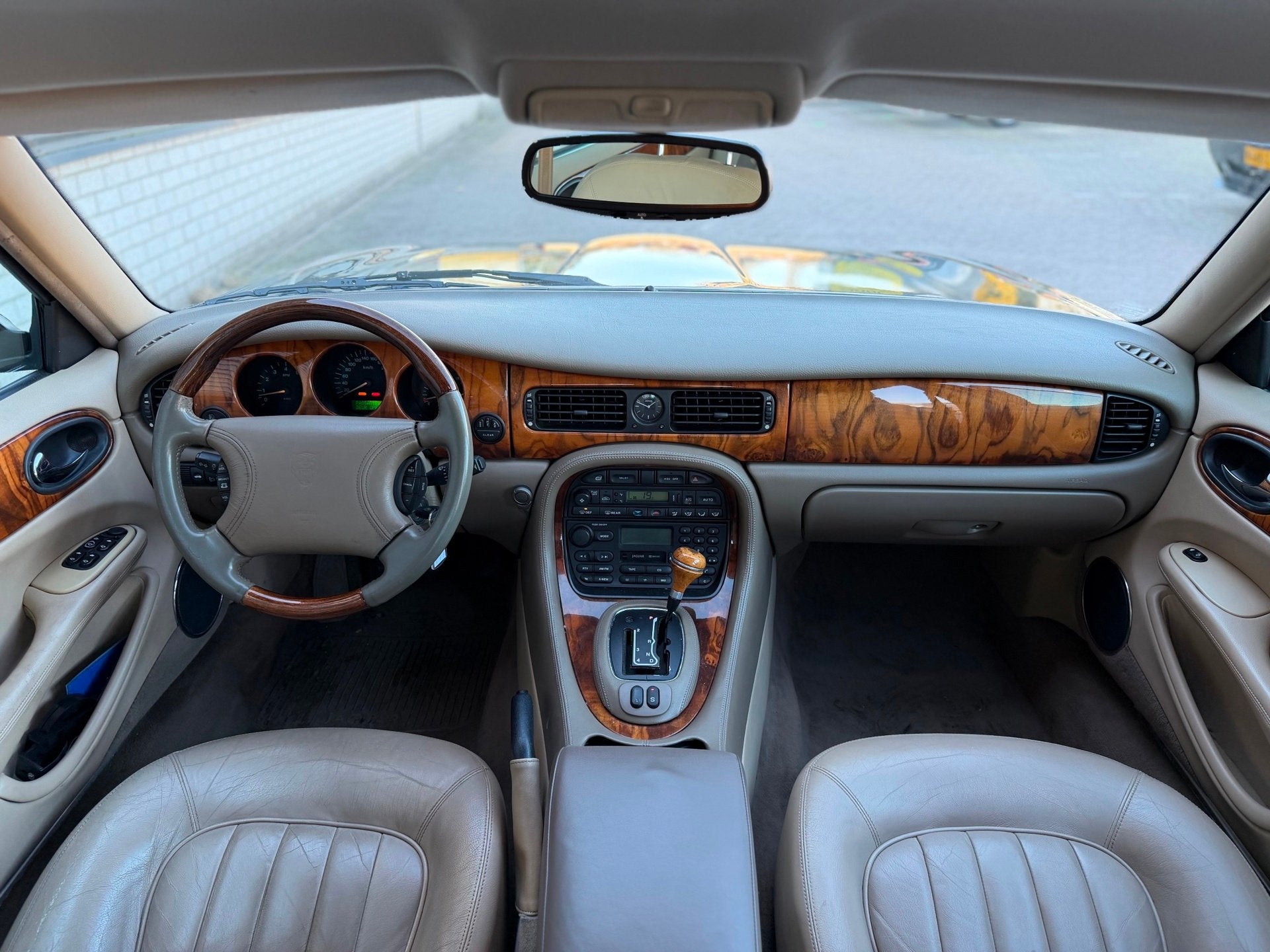 Jaguar XJ 3.2 V8 Executive Uniek 143.000KM Automaat NAP!, Auto's, Lederen bekleding, Achterwielaandrijving, Gebruikt, Bedrijf