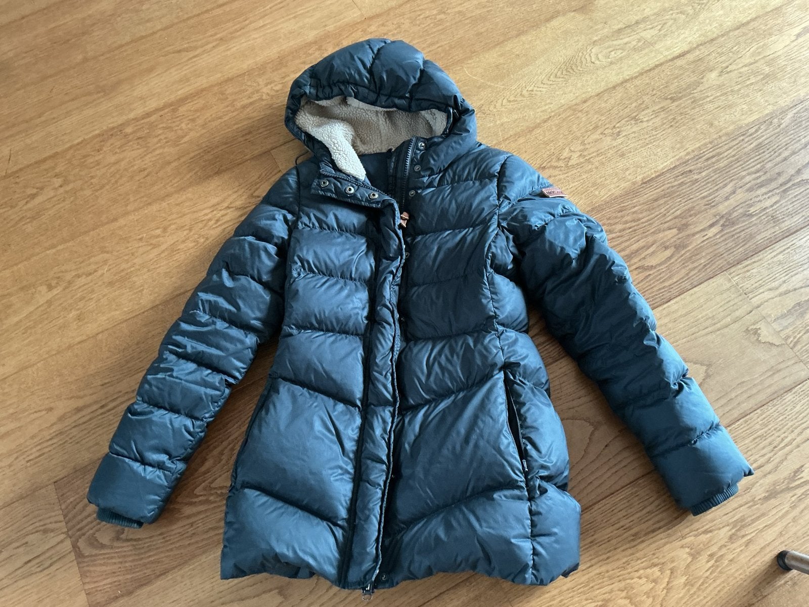 Moscow winterjas XS - Zo goed als nieuw, Kleding | Dames, Ophalen of Verzenden, Zo goed als nieuw, Maat 34 (XS) of kleiner, Grijs