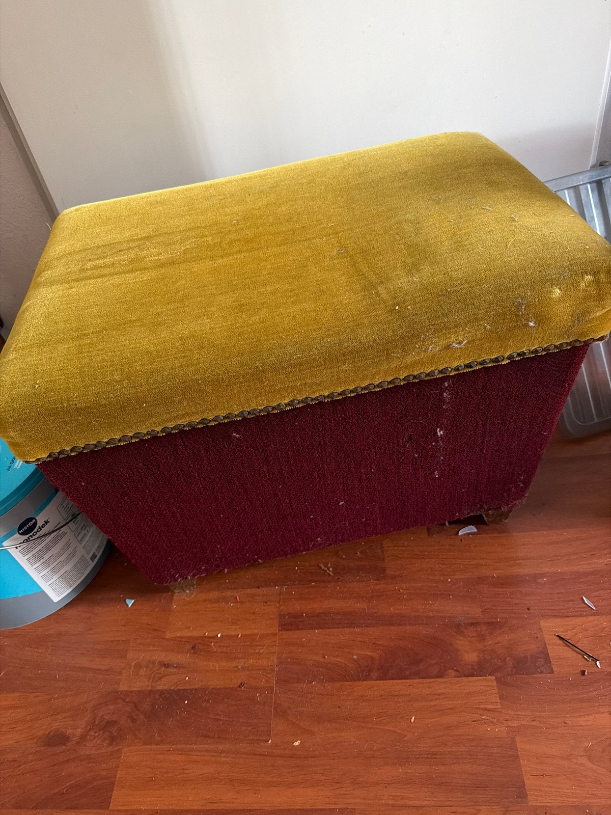 Vintage Opbergpoef - Geel en Rood, Gebruikt, Ophalen of Verzenden, Stof, Rechthoekig