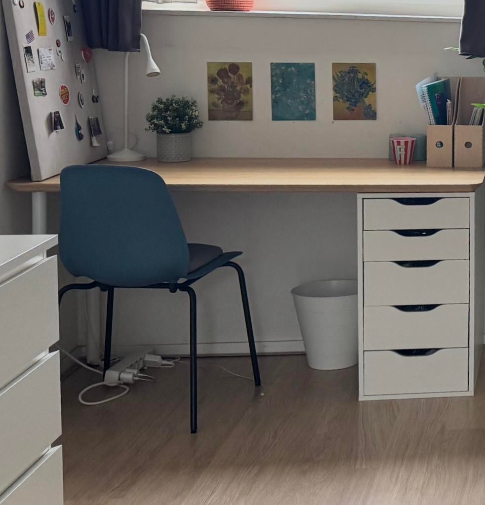 Modern Desk with Drawers, Hout, Bruin, Ophalen of Verzenden, Zo goed als nieuw