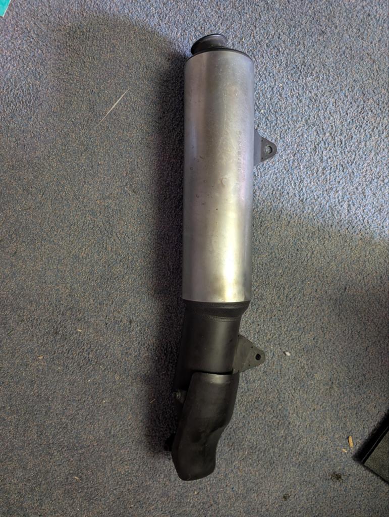 XRV750 RD04 Originele uitlaat, Ophalen, Gebruikt