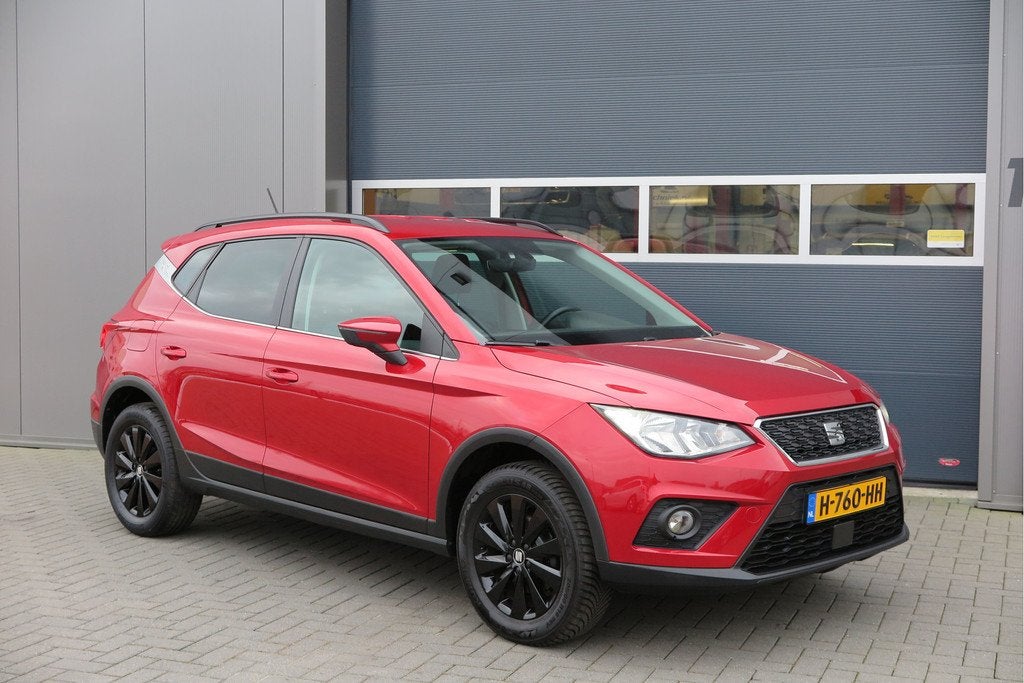 SEAT Arona 1.0 TSI 95PK Xcellence Launch Edition Navigatie ,, 12 maanden, Stof, Gebruikt, 540 kg