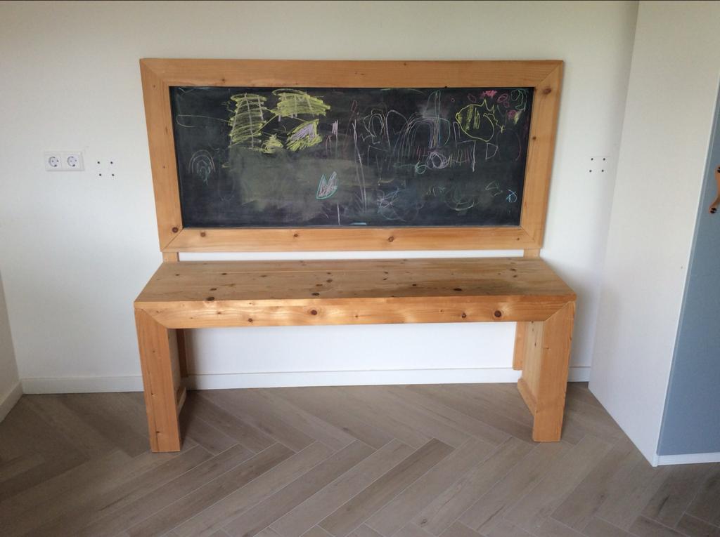 Steigerhout bureau met krijtbord, Ophalen, Gebruikt
