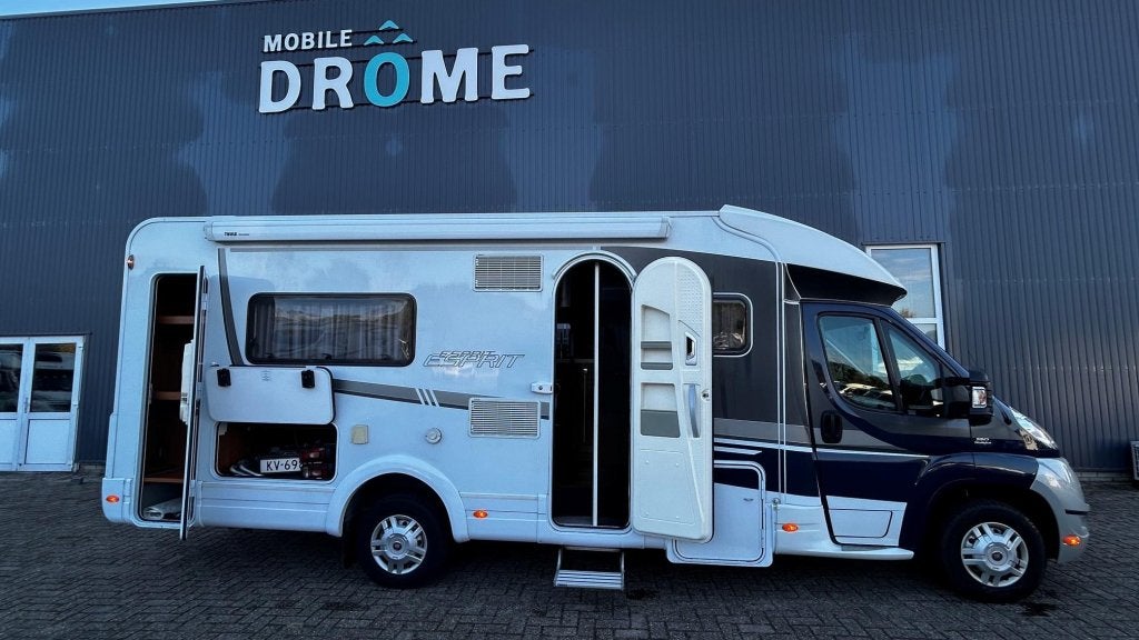 Dethleffs Esprit T7090, TV & schotel, luchtvering, Fiat, 7 tot 8 meter, Bedrijf, Buitenlamp