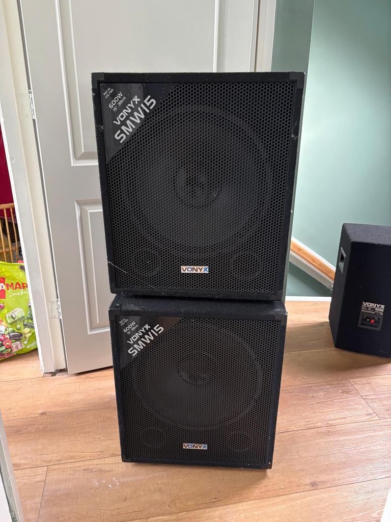 2x 15 inch smw15 subwoofer + 2 12 inch sl10 Pa vonyx, Ophalen, Zo goed als nieuw, Subwoofer