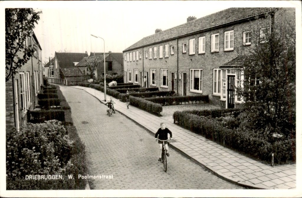 Driebruggen - Poolmanstraat - straatzicht, Ophalen of Verzenden, 1960 tot 1980, Gelopen, Zuid-Holland