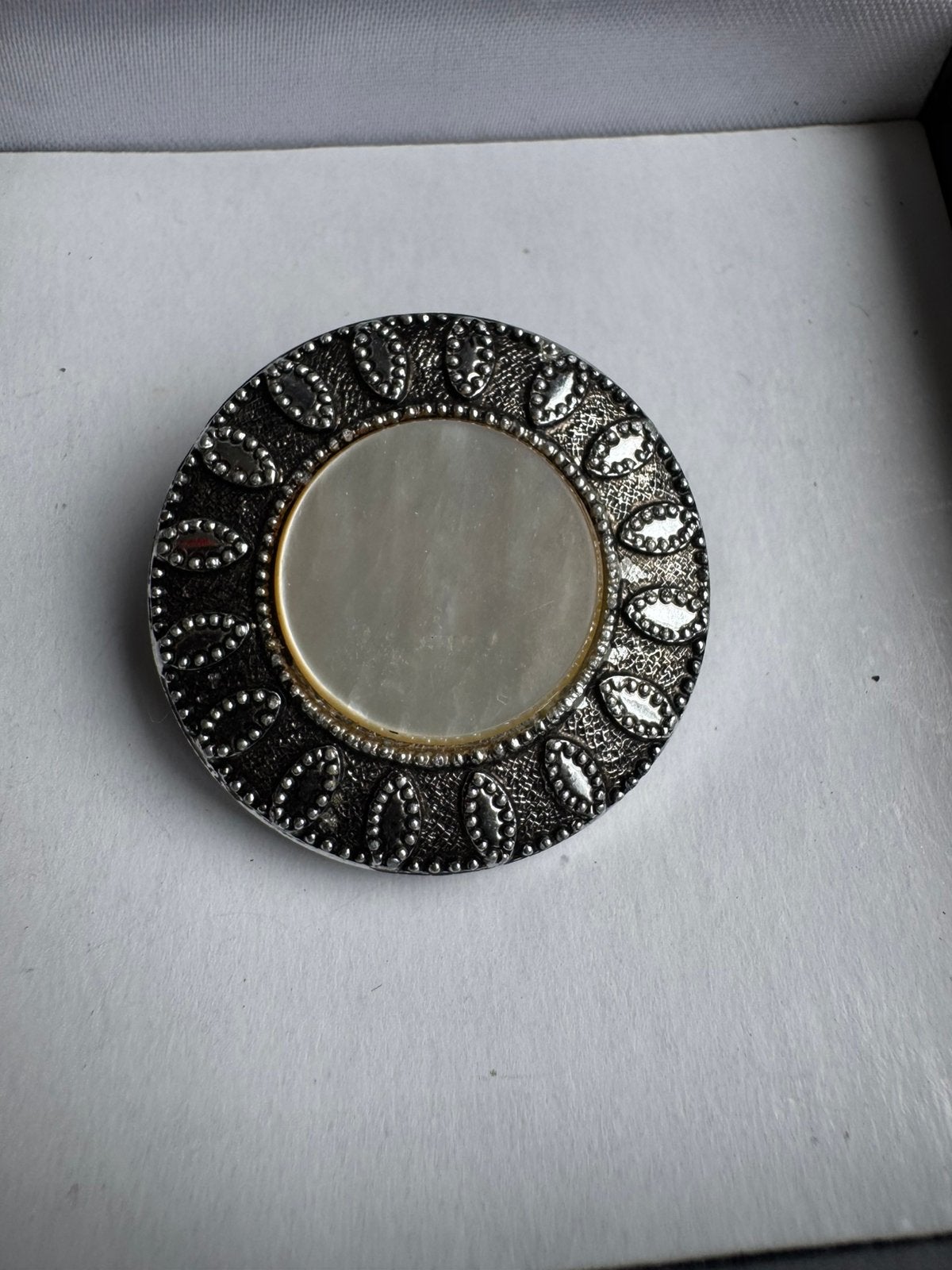 Vintage brooch-clip for a scarf, shawl, Verzenden, Zo goed als nieuw, Minder dan 4 cm, Overige materialen