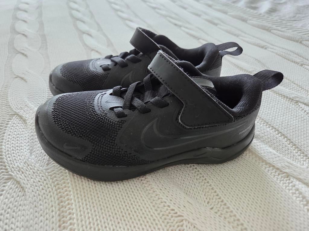 Nieuwe Nike Downshifter 11 sneakers maat 27 zwart, Nieuw, Ophalen of Verzenden, Nike, Jongen of Meisje