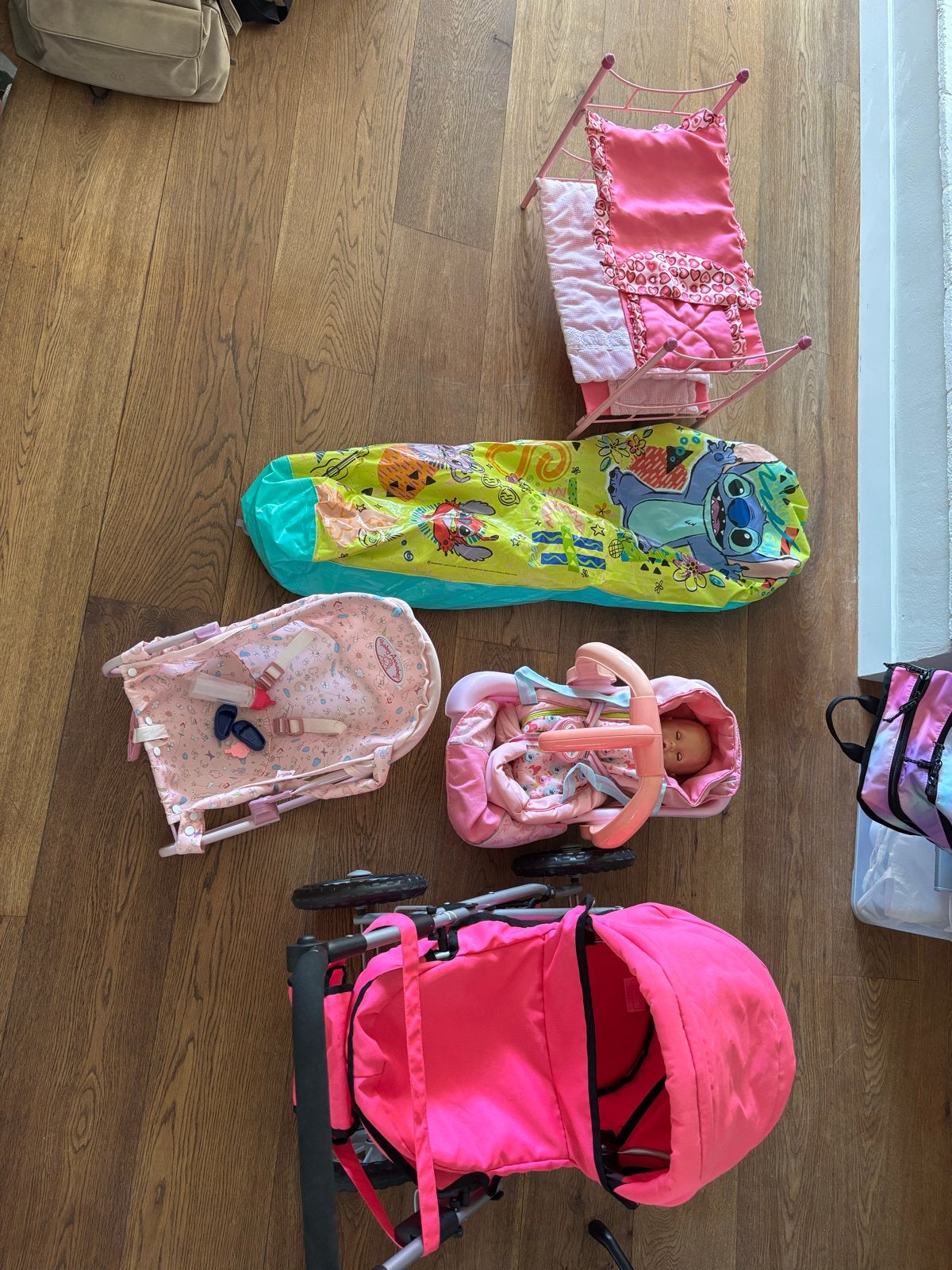 Baby Born speelset: pop, kinderwagen, maxi-cosi & meer!, Kinderen en Baby's, Ophalen of Verzenden, Gebruikt, Babypop