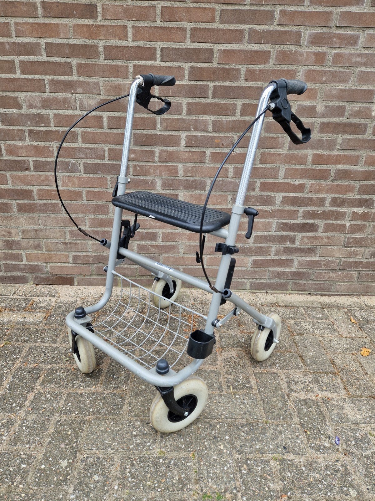 rollator inklapbaar zgan, Diversen, Rollators, Ophalen, Zo goed als nieuw