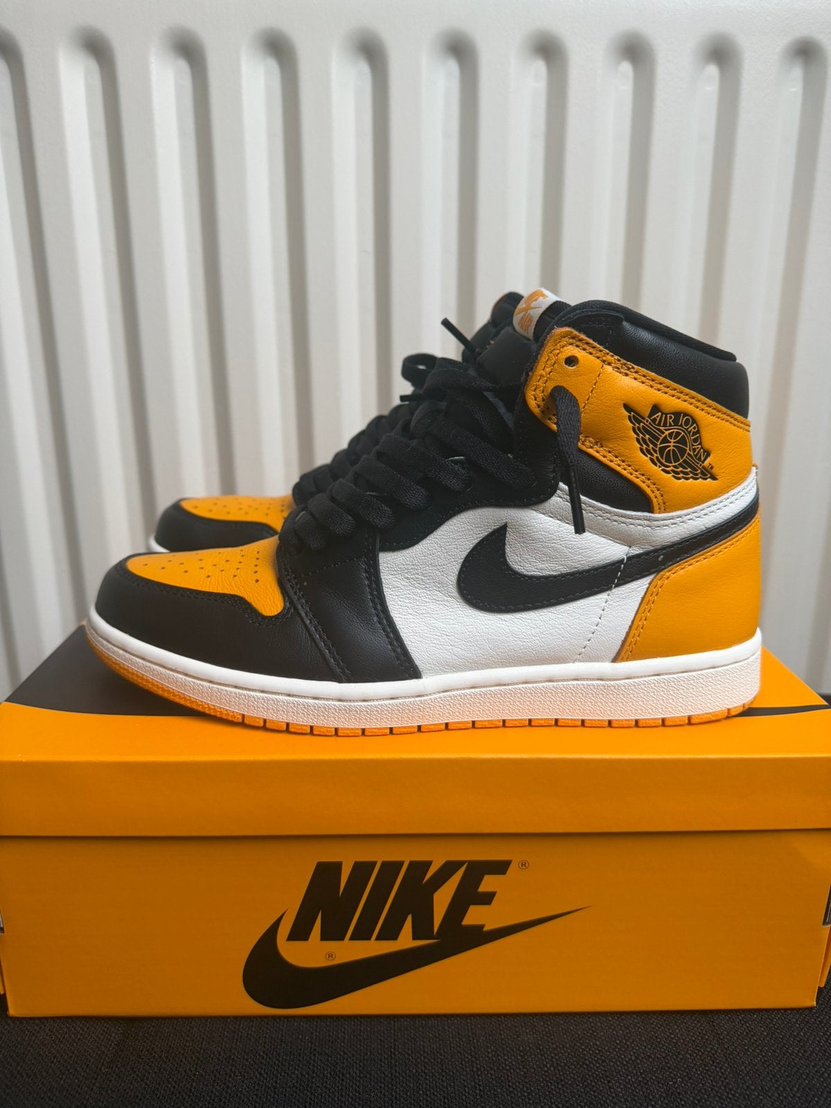 Nike air jordan 1 High Taxi maat 41, Overige kleuren, Ophalen of Verzenden, Sneakers of Gympen, Zo goed als nieuw