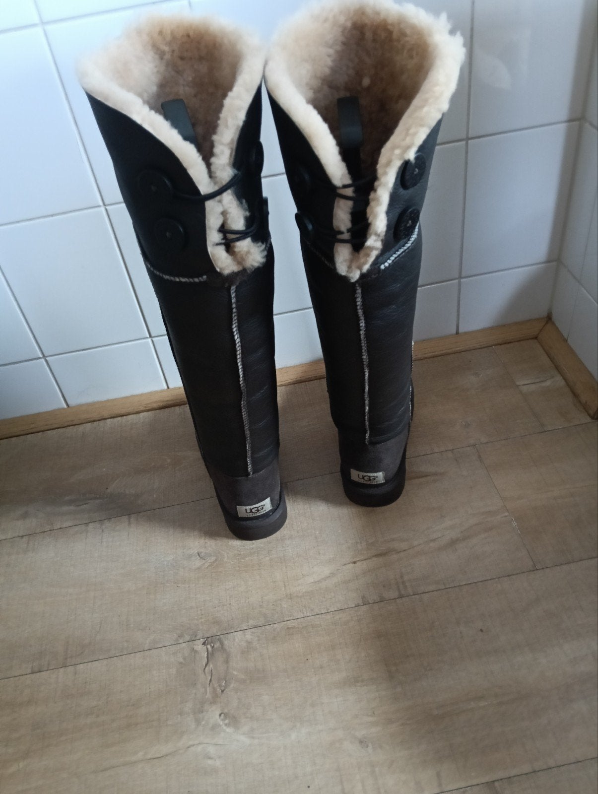 Uggs over de knie maat 38., Hoge laarzen, Bruin, Ophalen of Verzenden, Uggs