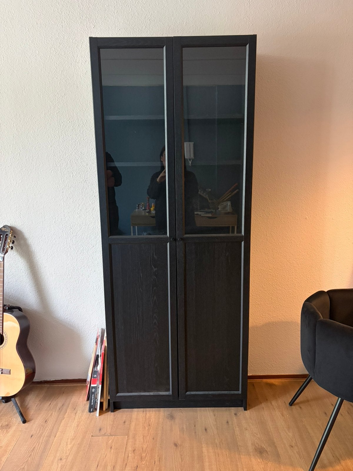 IKEA BILLY/OXBERG vitrinekast zwart – zo goed als nieuw, Huis en Inrichting, Ophalen, 200 cm of meer, 50 tot 100 cm, 25 tot 50 cm