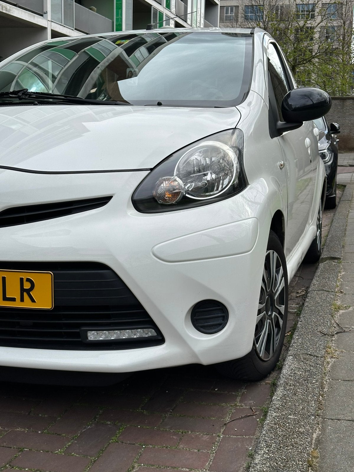 Toyota Aygo 2013 120.000 KM AIRCO APK MEI 2027, Auto's, Stof, 4 stoelen, Handgeschakeld, Grijs