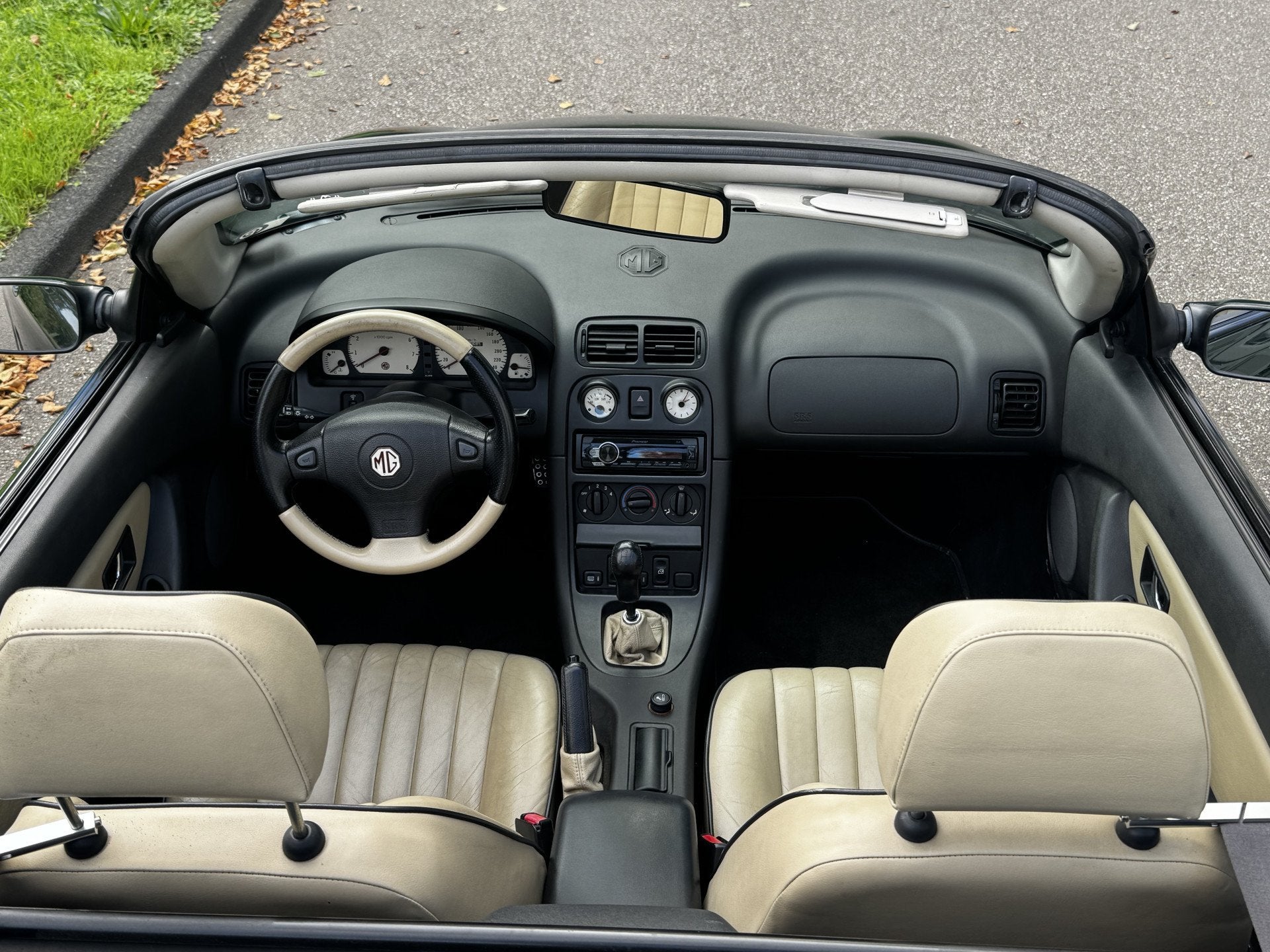 MG F 1.8i ( 2X!) + HARDTOP (bj 1999), Auto's, Achterwielaandrijving, Cabriolet, 1796 cc, 14 km/l