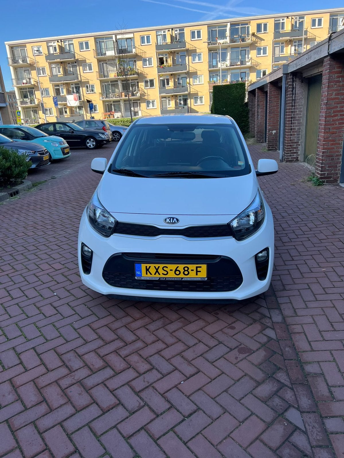 Foto 4 van Kia Picanto 1.0 MPi 67pk 5-zits 2019 Wit