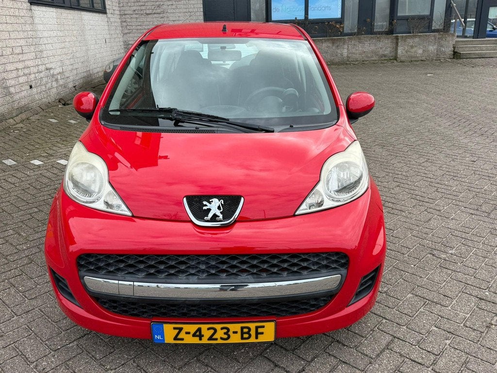 Peugeot 107 1.0-12V XS Automaat, airco, Euro 5, Stof, Gebruikt, 4 stoelen