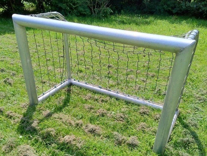Aluminium voetbaldoel 120x80 cm met nieuw net, Ophalen, Gebruikt, Overige typen