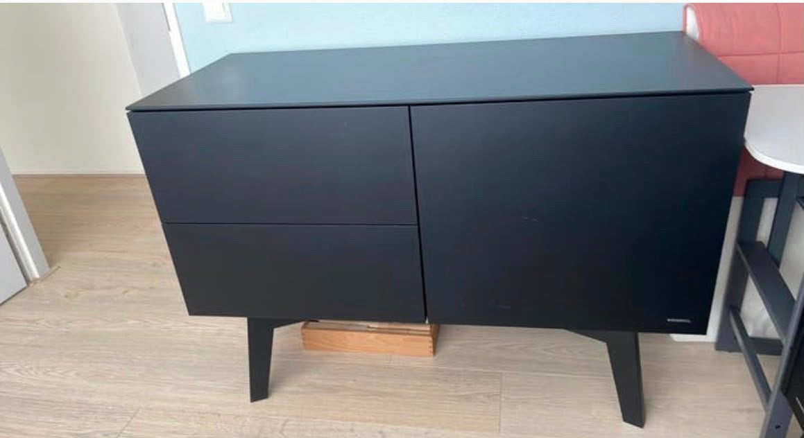 Zwarte commode met deuren en planken, Ophalen, 50 tot 70 cm, 90 tot 105 cm, 100 cm of meer
