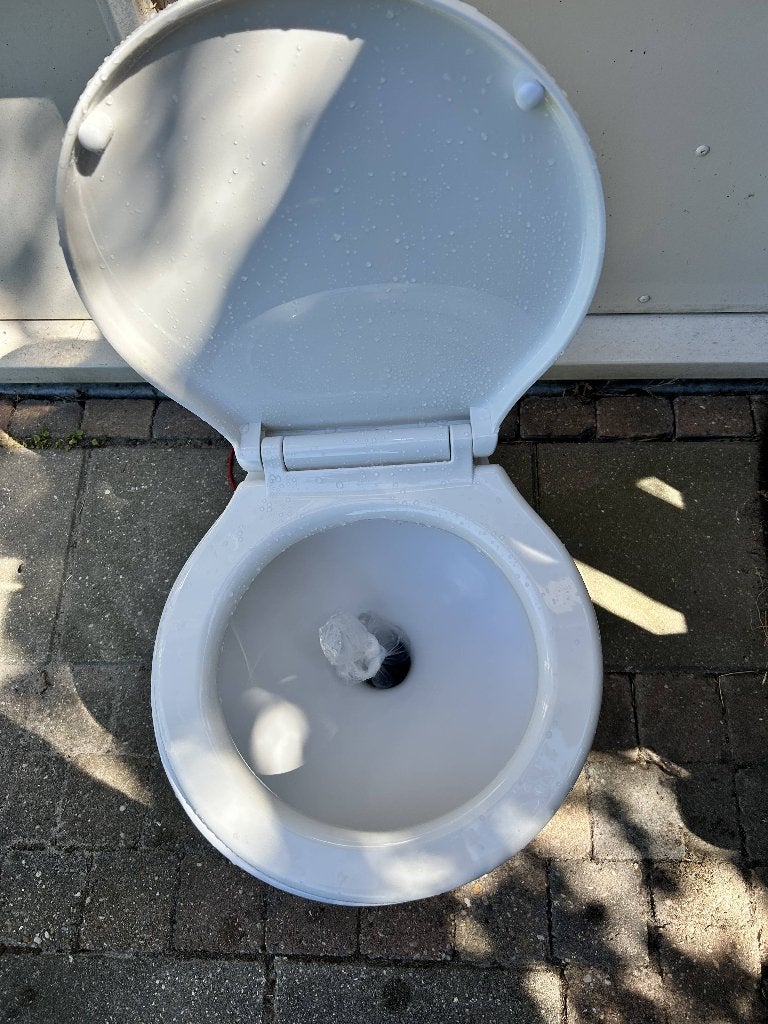 Electrisch toilet 12V Allpa, Ophalen, Zo goed als nieuw, Kombuis en Sanitair