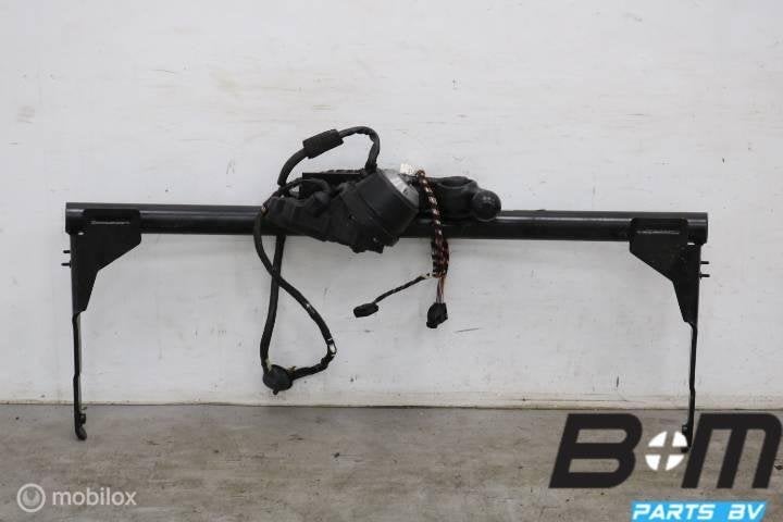 Org zwenkbare trekhaak VW Passat B8 sedan 3G5803881A, Gebruikt