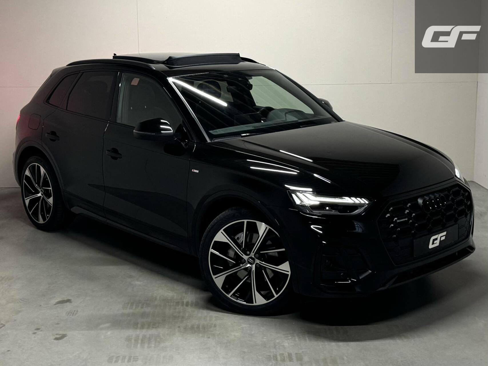 Audi Q5 50 TFSIe Quattro Black Edition S-Line Pano Luchtveri, Auto's, Automaat, Dealer onderhouden, 2005 kg, Gebruikt