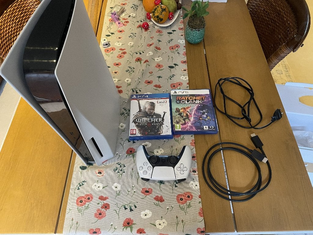 Playstation 5 Disc edition + controller en 2 games (m2458690550 ...