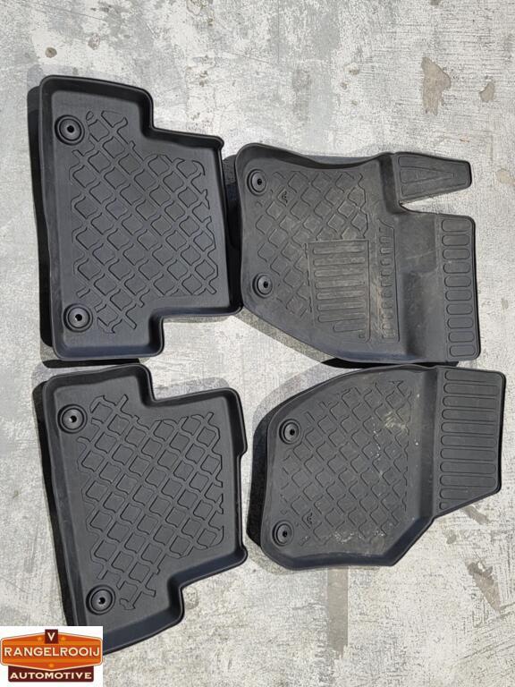 Guardliner rubber mattenset voor Volvo V40 II, Gebruikt, Ophalen of Verzenden, Volvo, Volvo