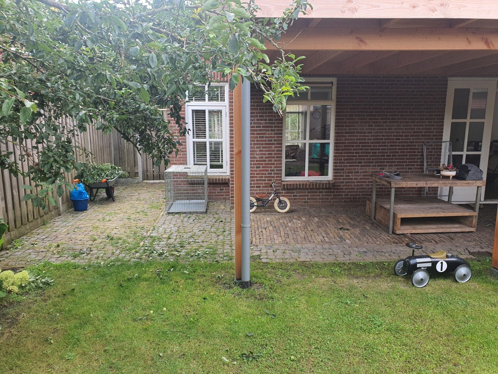 Te koop nette, oude waaltjes en Belgische keien, Ophalen of Verzenden, Gebruikt, Hout