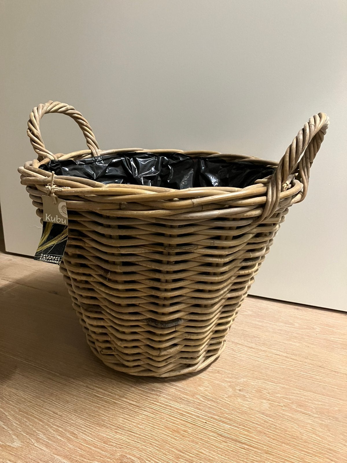 Nieuw! Stevige rieten decoratiemand met 2 handvaten 39 cm, Ophalen, Met handvatten, Mand, Rond
