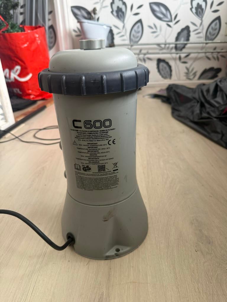 Intex Krystal Clear C600 filterpomp zwembadpomp, Ophalen of Verzenden, Zo goed als nieuw