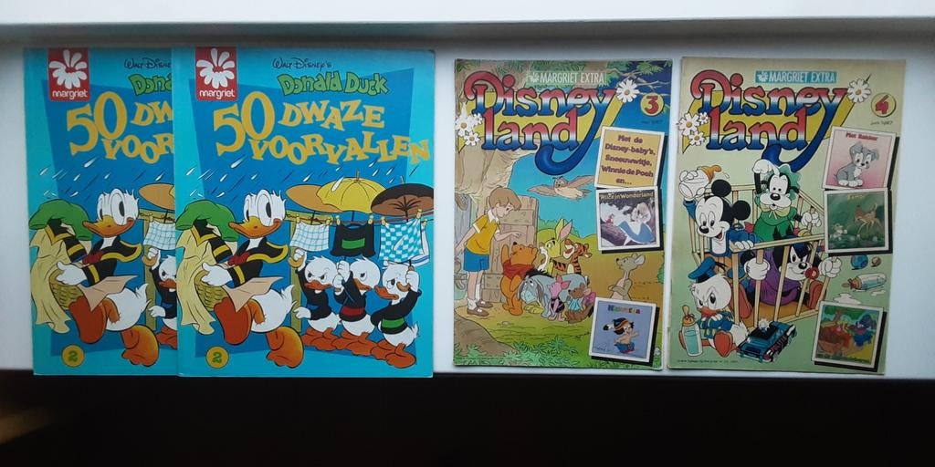 Donald Duck 50 dwaze voorvallen Margriet '83/Disneyland 3+4, Boeken, Strips | Comics, Meerdere comics, Ophalen of Verzenden, Gelezen