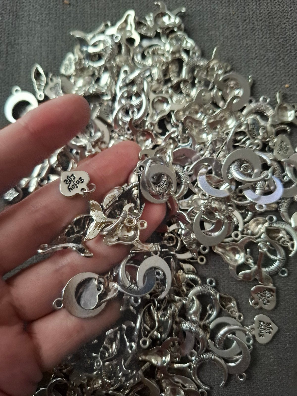 partij 300 stuks bedels hangers metaal zilver grijs pakket, Overige merken, Overige materialen, -, -