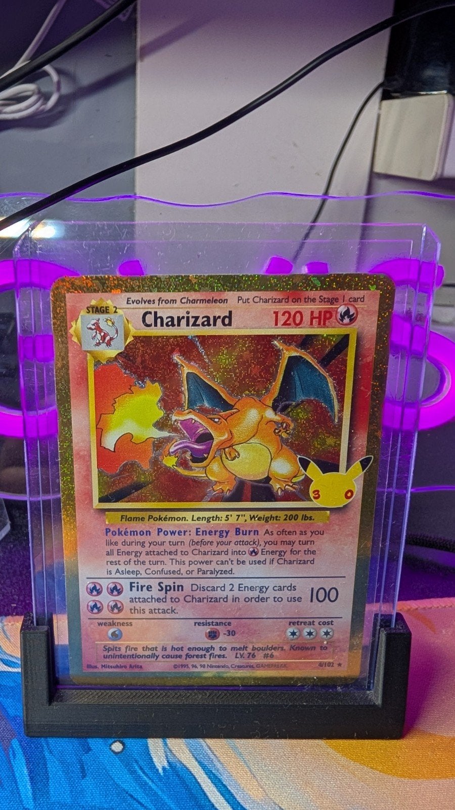 Pokémon Charizard Celebrations 4/102 Foil Kaart, Ophalen of Verzenden, Zo goed als nieuw, Losse kaart, Foil