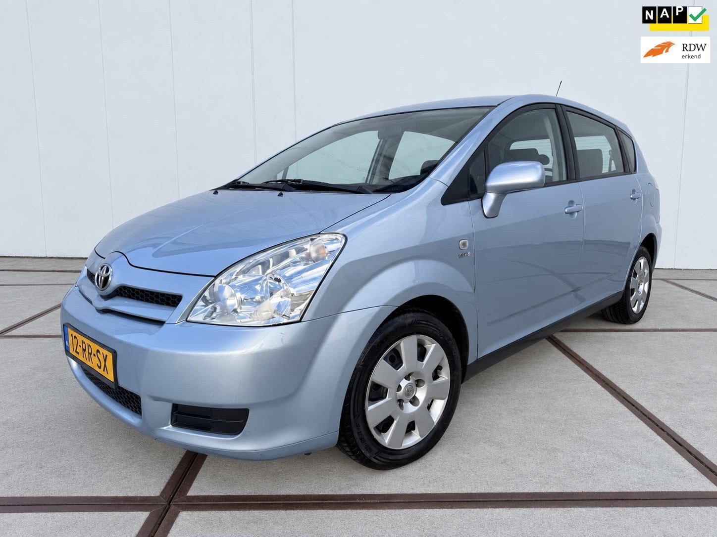 Toyota Corolla Verso 1.6 VVT-i Airco - hoge instap - NAP - g, Auto's, Dealer onderhouden, Gebruikt, 4 cilinders, Origineel Nederlands