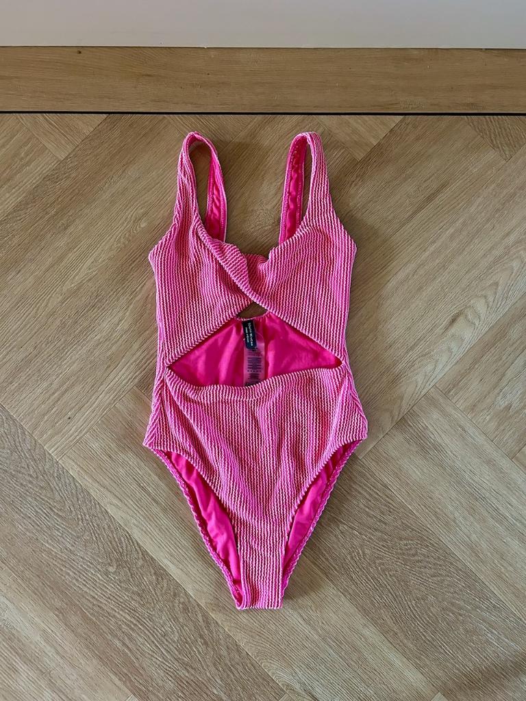 Z.g.a.n. Cut out badpak in het roze, van South Beach, mt 38, South Beach, Badpak, Ophalen of Verzenden, Zo goed als nieuw