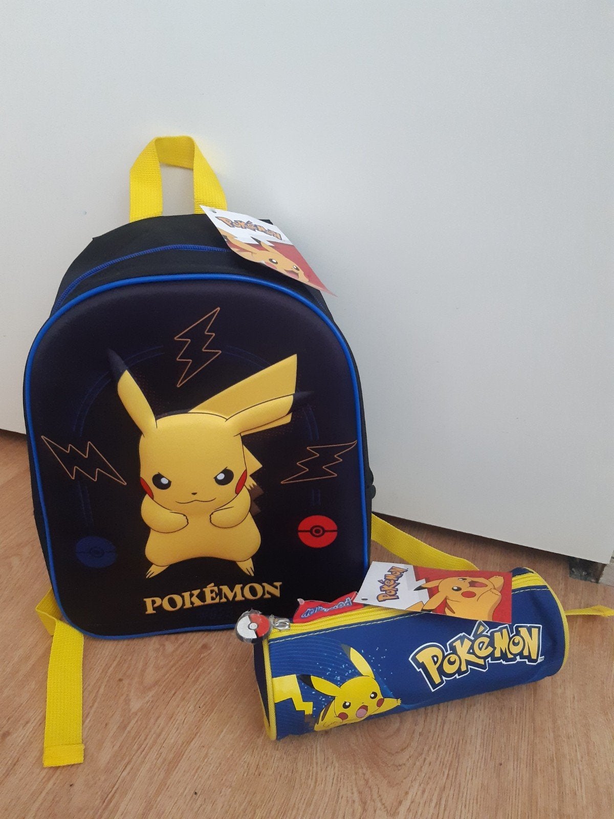 Pokemon Pikachu 3D Rugtas + Etui | Schooltas, Ophalen of Verzenden, Nieuw, 25 tot 40 cm, 30 tot 45 cm