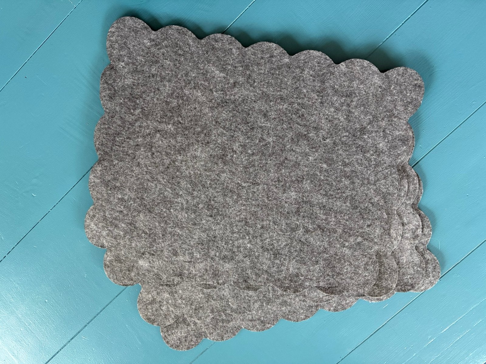 Vilten Placemats grijs 4 st, Huis en Inrichting, Ophalen of Verzenden, Grijs, Placemat