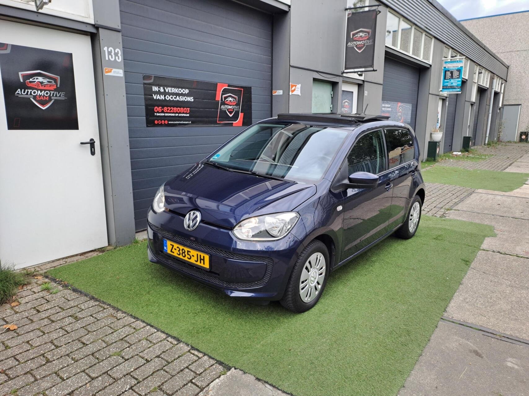 Volkswagen Up! 1.0 high up! BlueMotion Airco Panoramadak, Auto's, Voorwielaandrijving, Euro 5, Stof, Gebruikt