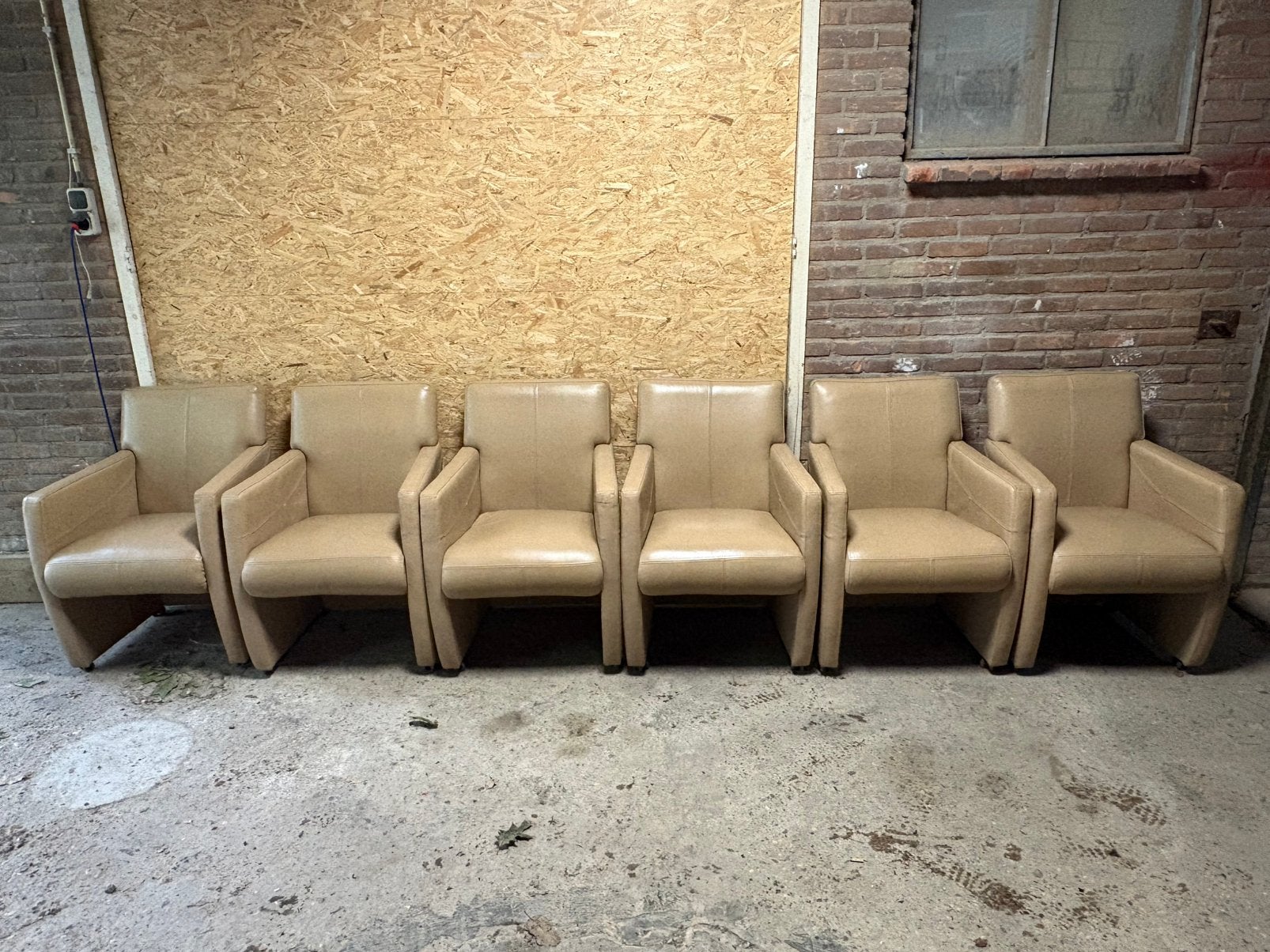 6 leren Goossens stoelen op wieltjes, Ophalen, Bruin, ., .
