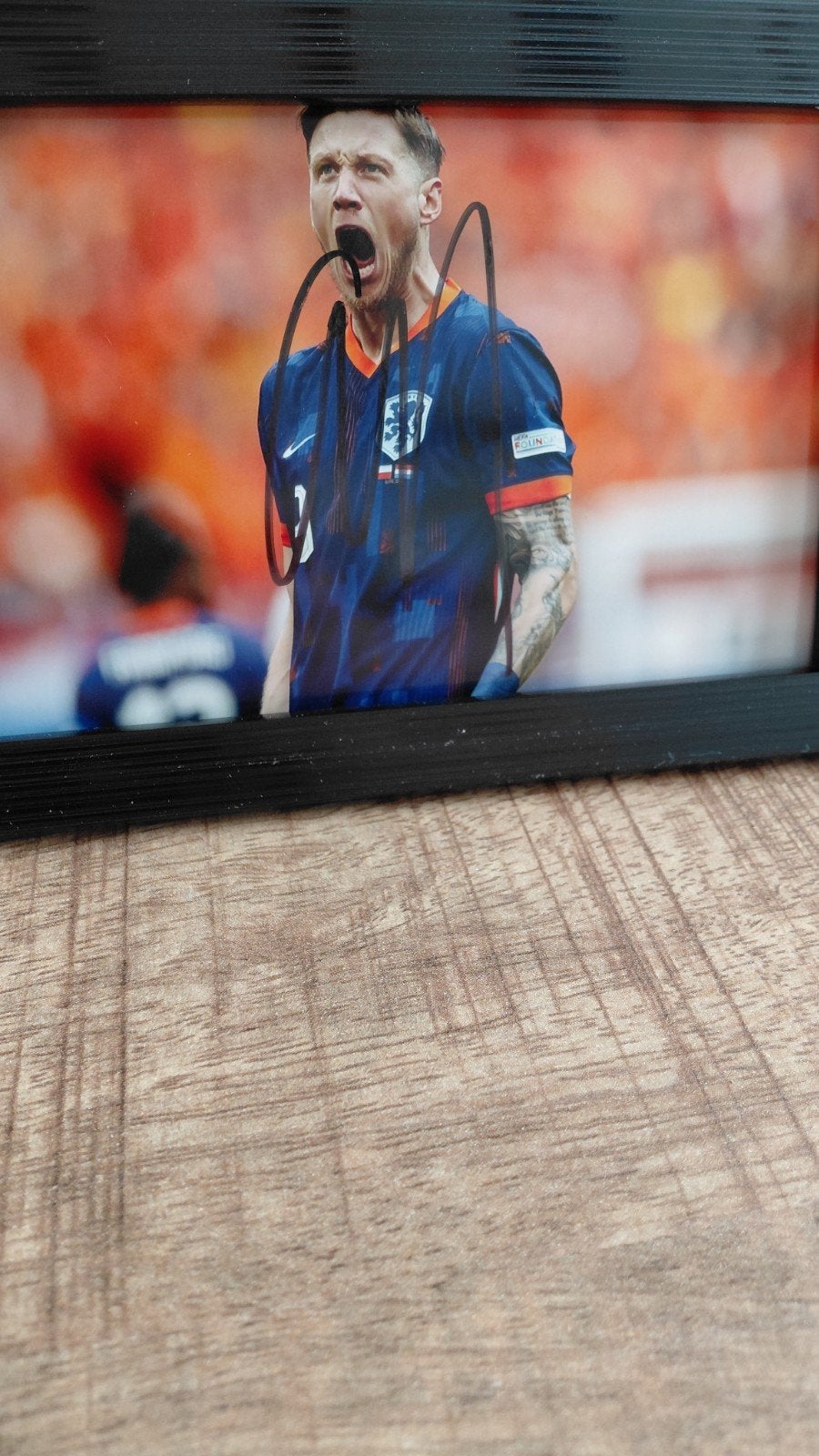 Gesigneerde Wout Weghorst foto, Ophalen of Verzenden, 100 cm of meer, 50 Hz, Overige merken
