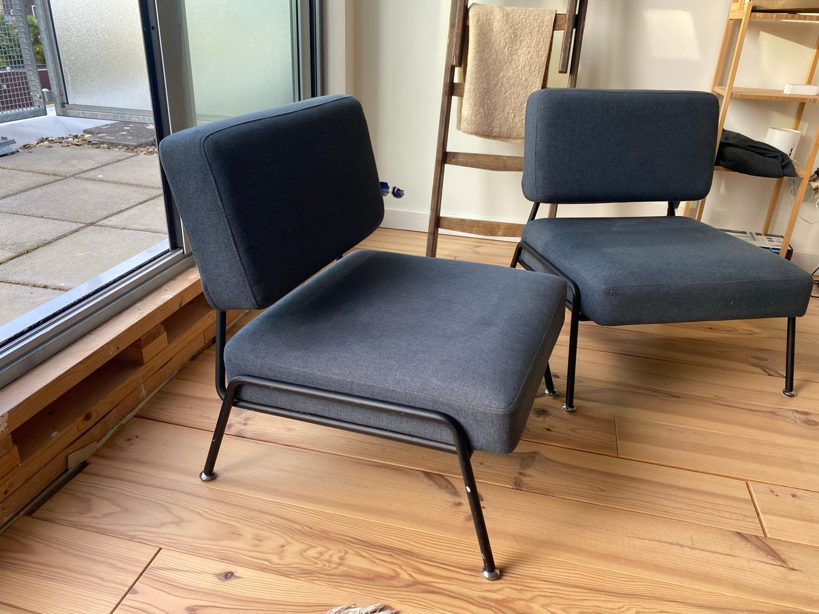 Set van 2 comfortabele stoelen - Grijs/Blauw, Huis en Inrichting, Stoelen, Ophalen, Twee, Blauw, Zo goed als nieuw