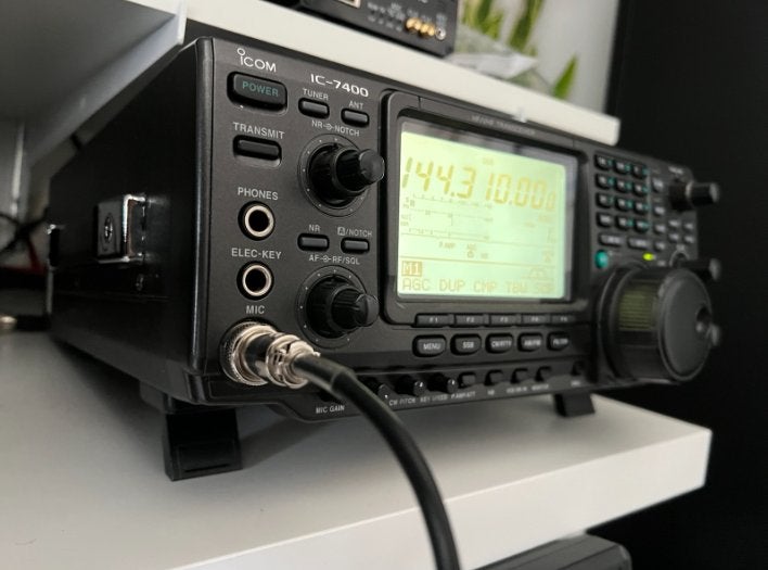 Icom IC-7400, Ophalen, Gebruikt, Zender en Ontvanger