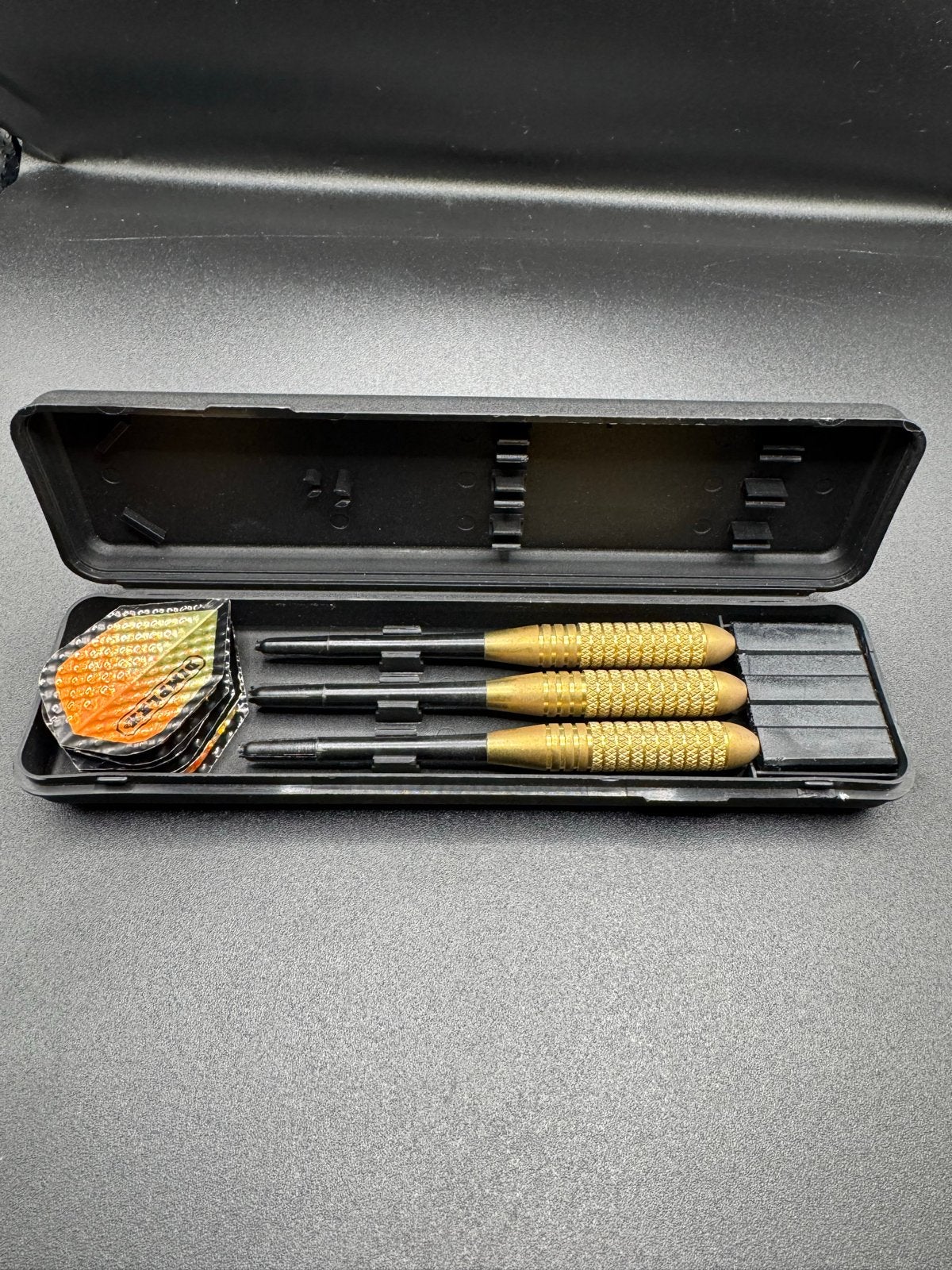 Harrows Darts Set met Marathon Flights & Case, Verzenden, Zo goed als nieuw, Pijlen