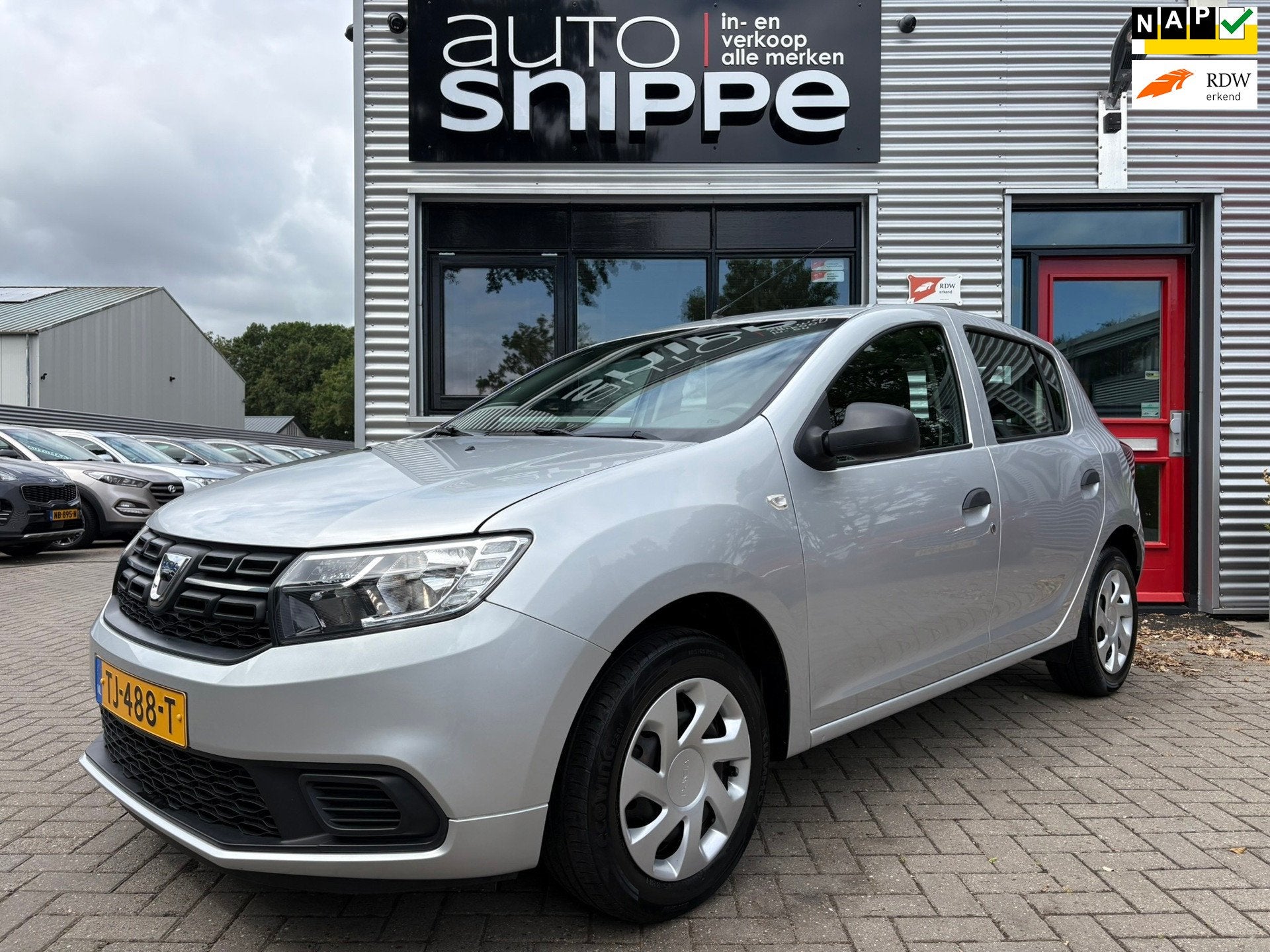 Dacia Sandero 0.9 TCe Ambiance -5DRS.-AIRCO-ISOFIX-BLUETOOTH, Auto's, Voorwielaandrijving, Stof, 525 kg, Origineel Nederlands