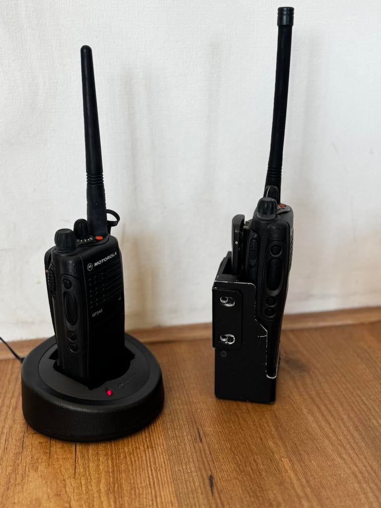 Portofoon Motorola GP340, Ophalen of Verzenden, Gebruikt, Portofoon of Walkie-talkie