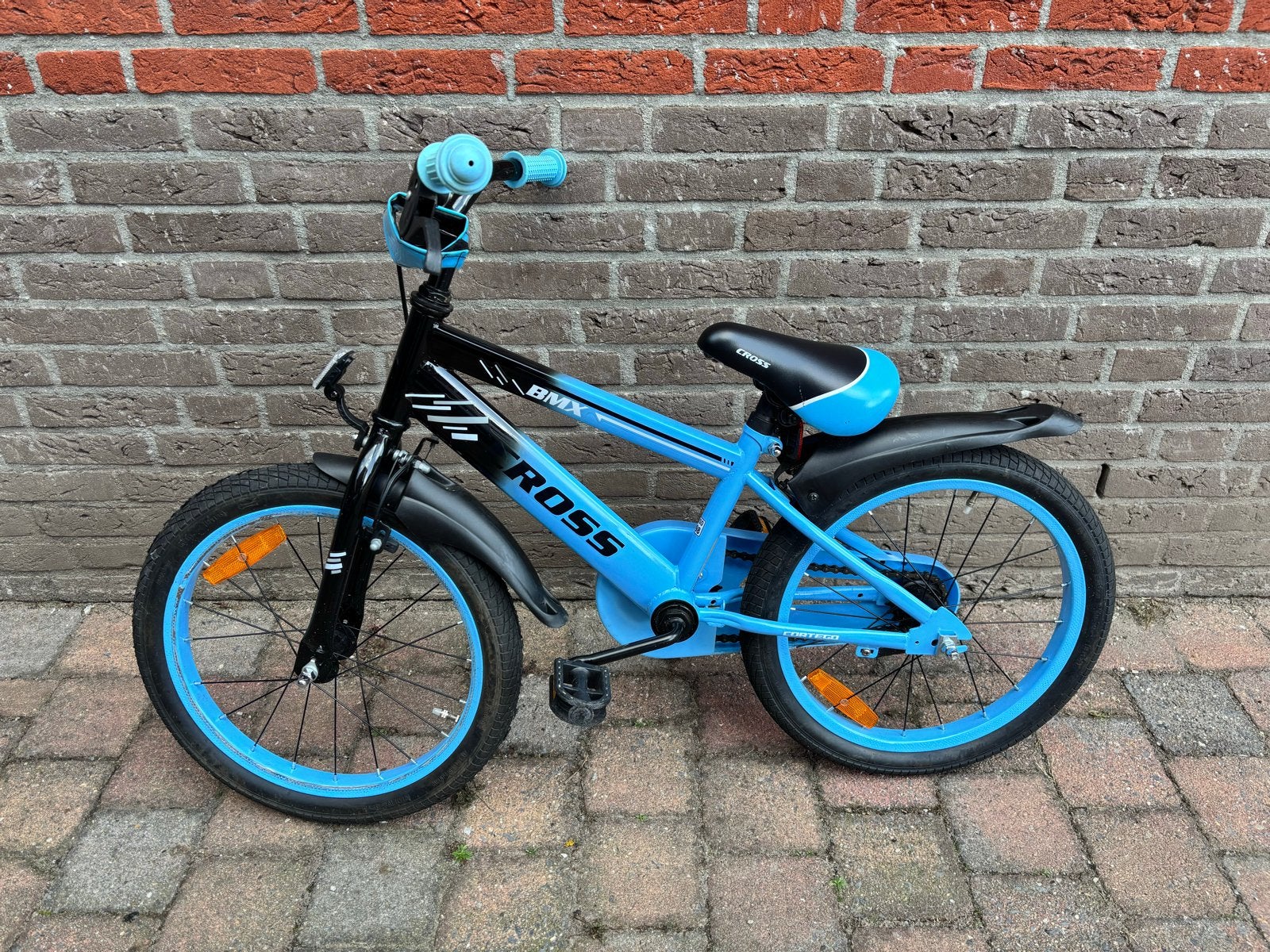 Cortego BMX Cross 18 inch jongensfiets - Blauw, Fietsen en Brommers, Ophalen, Zo goed als nieuw, Terugtraprem, 16 tot 20 inch