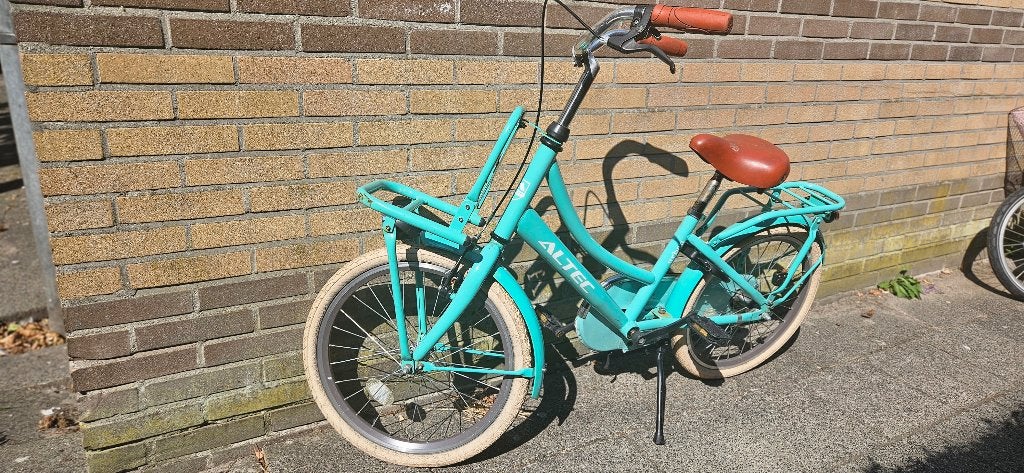 Meisje Altec fiets 20-24 inch, Ophalen, Terugtraprem, Gebruikt, Handrem