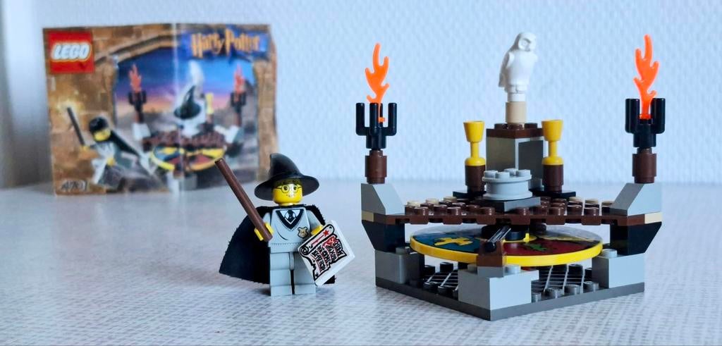 LEGO 4701 HARRY POTTER Sorting Hat, Ophalen of Verzenden, Zo goed als nieuw, Complete set, Lego