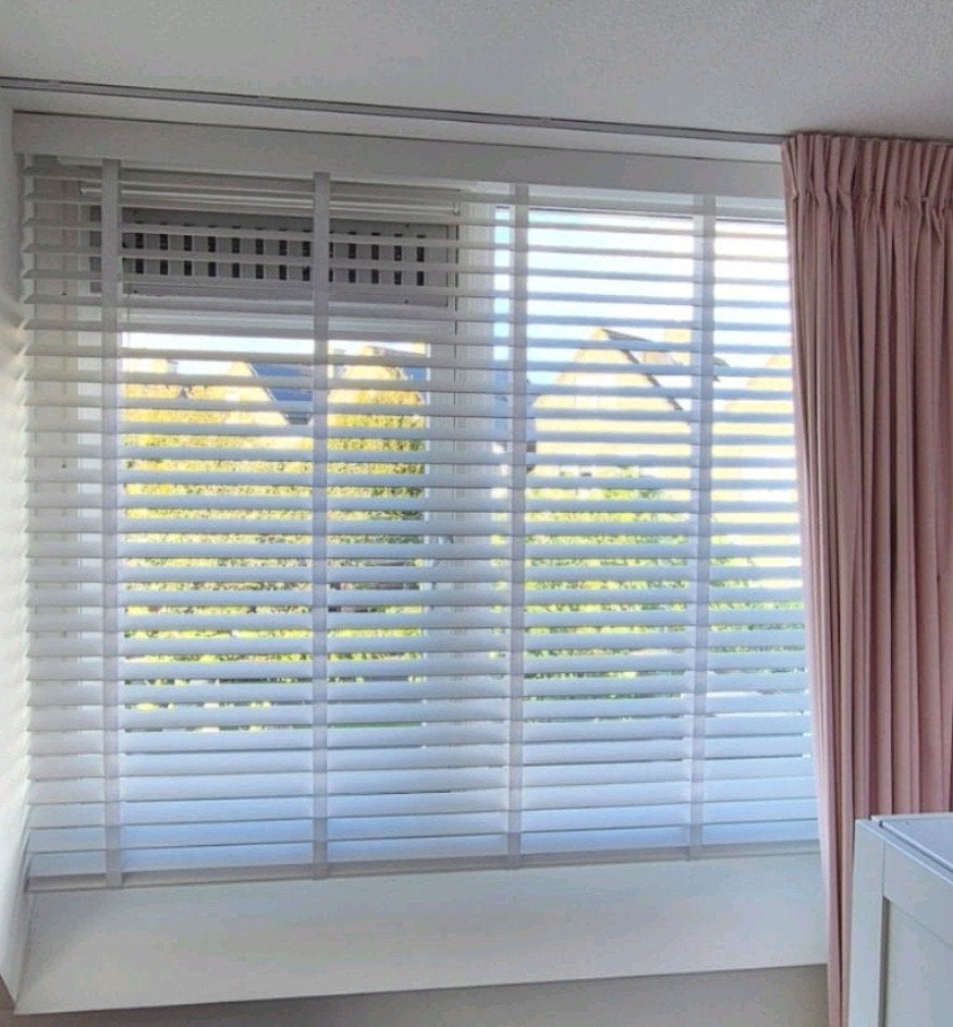 Raambekleding PVC jaloezie met ladderband 94.1x69.5 cm (BxH), Ophalen, Zo goed als nieuw, Wit